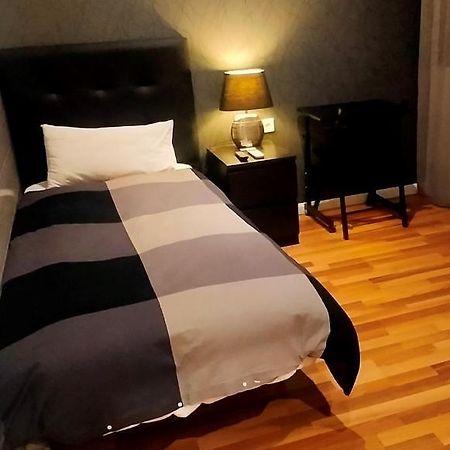 Single Rooms Madrid Exteriér fotografie